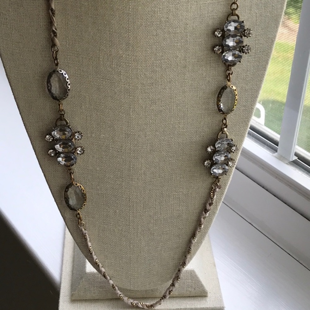 Ann Taylor clear rhinestone 32 in length necklace